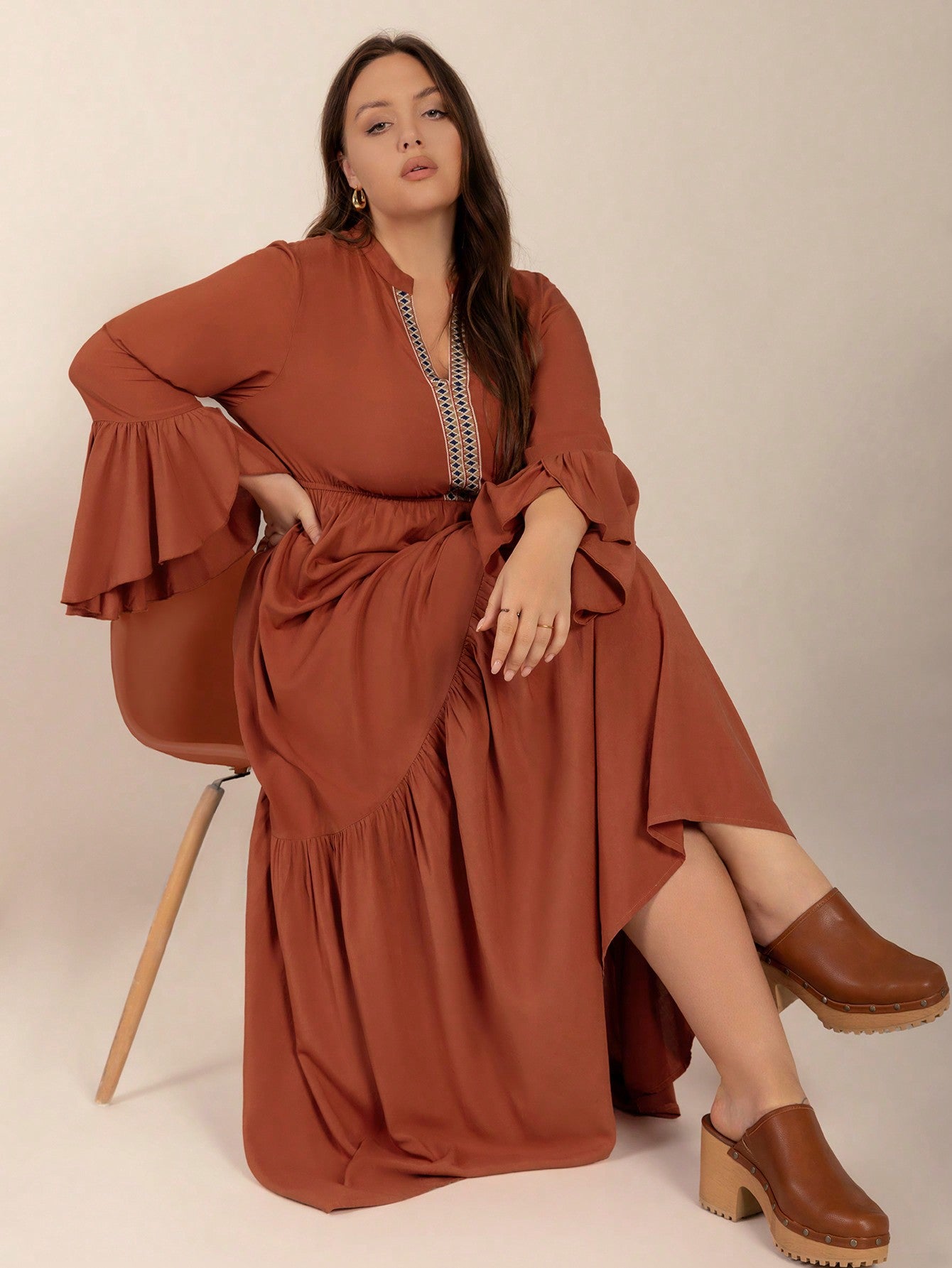 Plus Size Loose Ribbon V neck Long Sleeve Dress