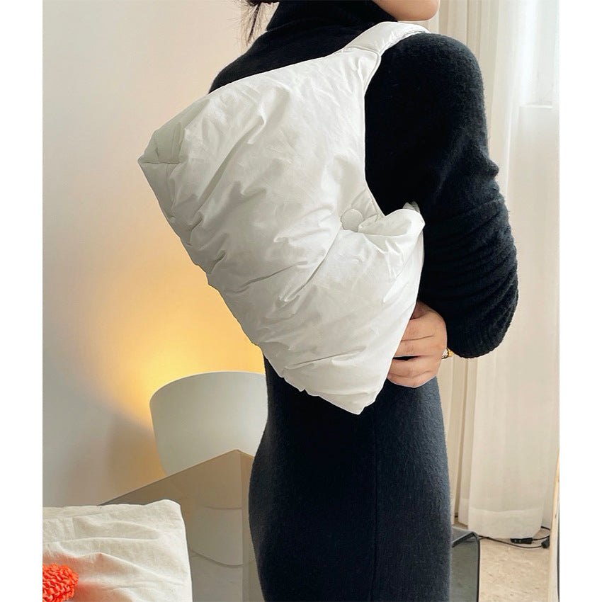 Autumn Winter Korean Fashionable Cloud Quilted Underarm Bag Soft Warm Shoulder Bag Clutch for Women