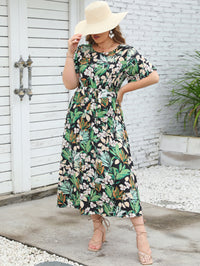 New Summer Round Neck Short Sleeve Colorful Dress Elastic Waist Long Dress Large Women Wear