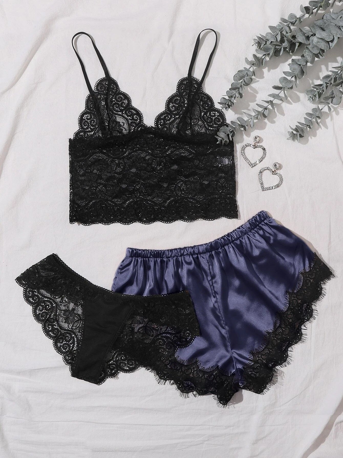 Sexy Lingerie Home Nightdress Sexy Lace Sling Pajamas Three-Piece Set