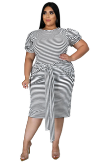 Plus Size Sexy Women Wear round Neck Striped Short Sleeve Lace-up Women Casual Dress