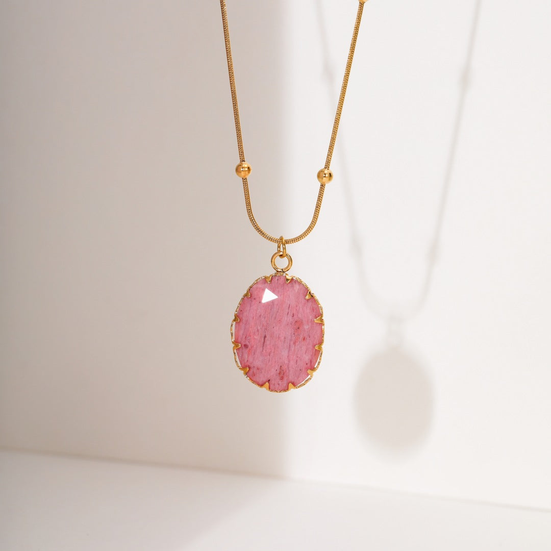 Arrival Rhodochrosite 18K Gold Titanium Steel Necklace for Women Affordable Luxury All Match High Sense Stainless Steel Embellished Accessories