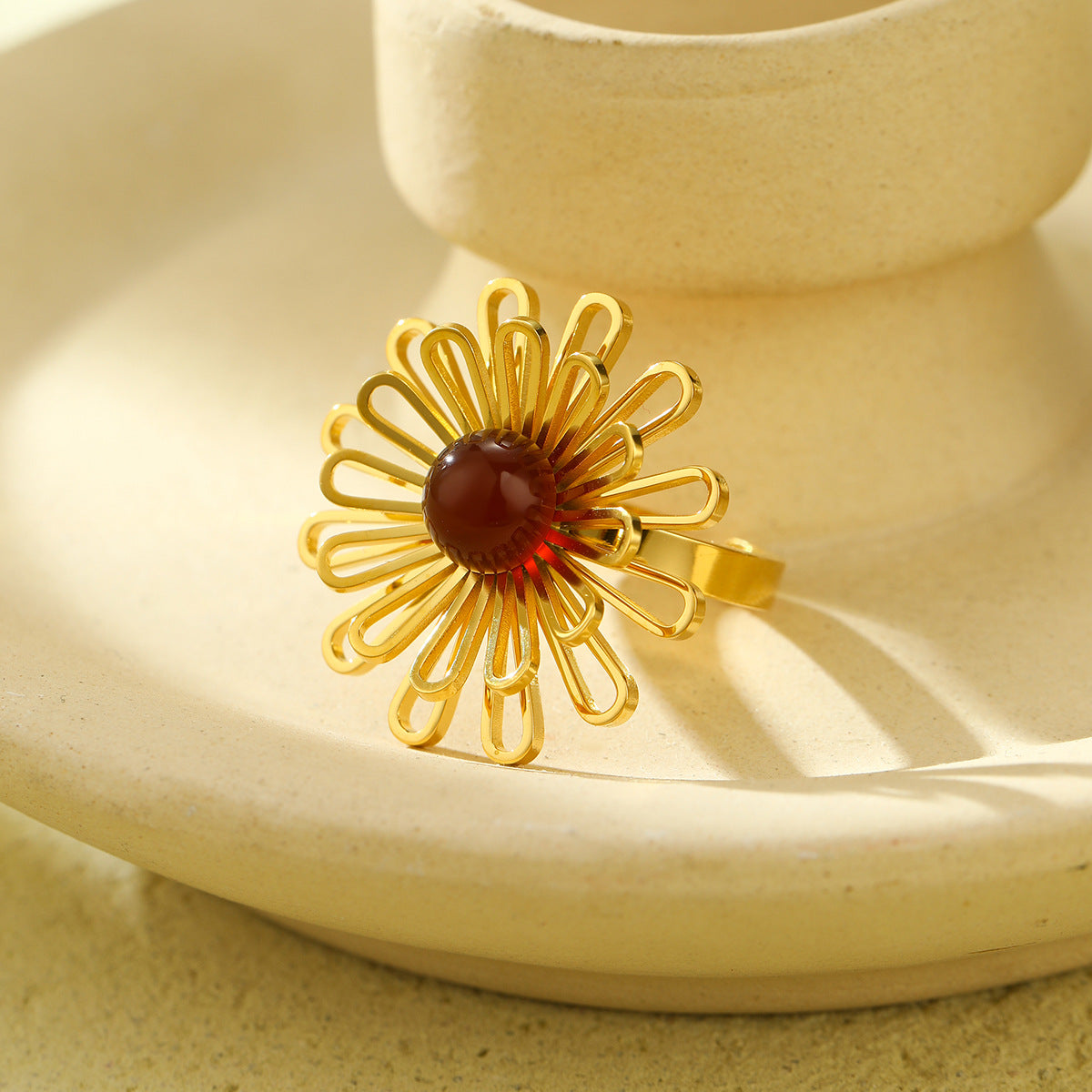 French Simplicity Sweet Lace Hollowed out Stainless Steel Ring High Grade Design Titanium Steel Bracelet for Women