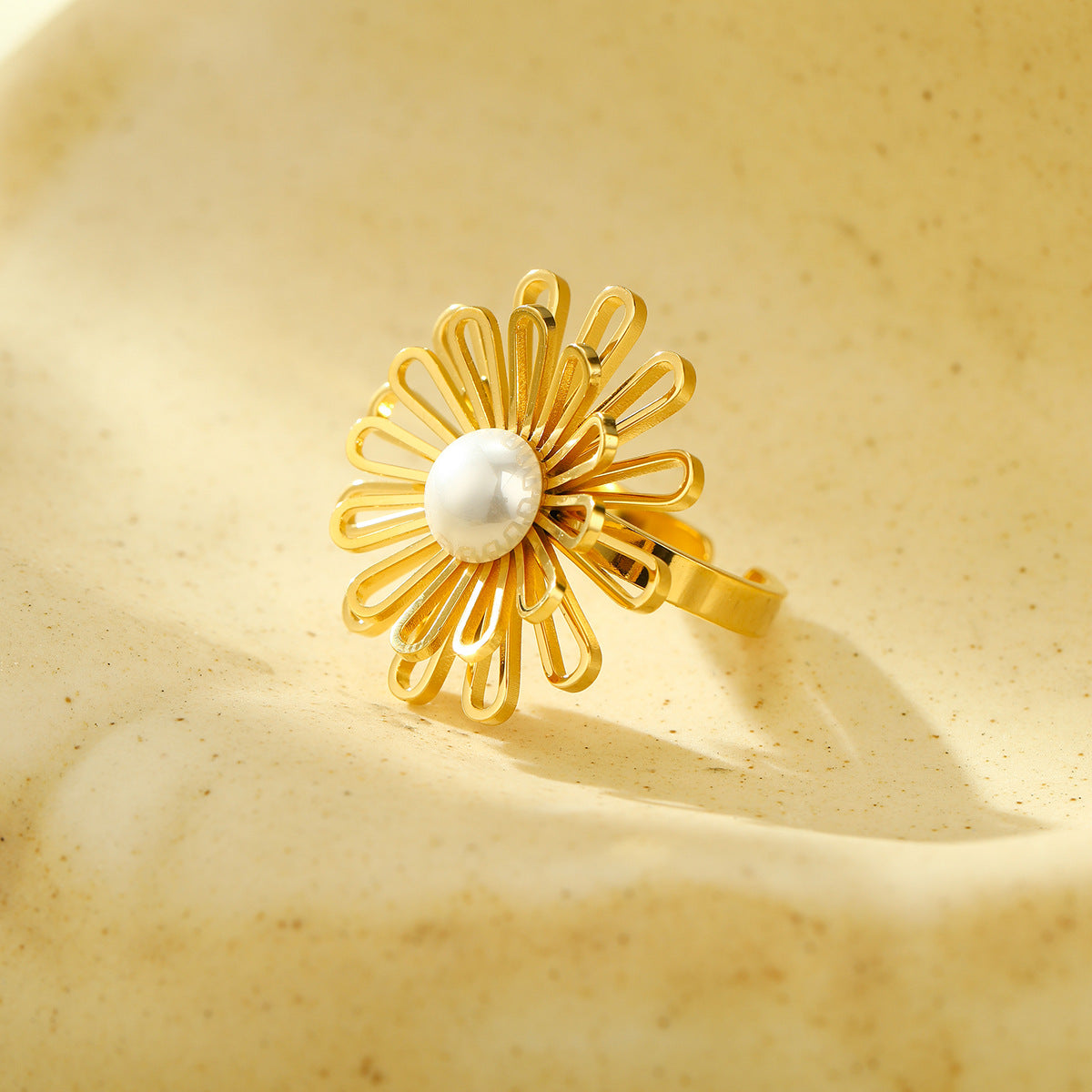 French Simplicity Sweet Lace Hollowed out Stainless Steel Ring High Grade Design Titanium Steel Bracelet for Women