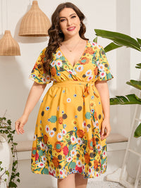 Plus Size Ladies V-neck Short-Sleeved Lace Printing Casual Holiday Mid-Length Dress